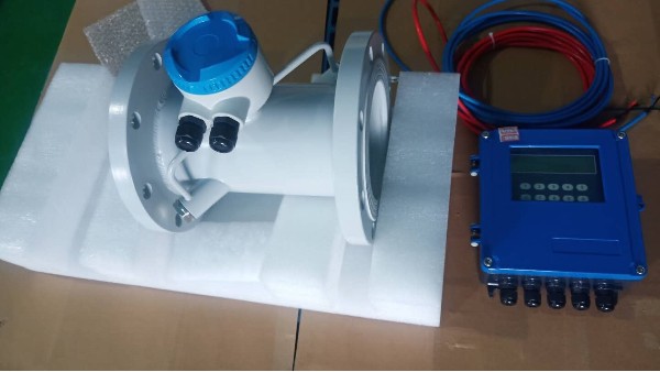 农业灌溉选择什么水表？-大口径超声波水表！